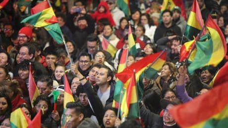 Bolivia se acerca a una segunda vuelta que pondría fin a dos décadas de socialismo