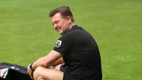 Der neue 96-Trainer - Darum trägt Titz Turnschuhe