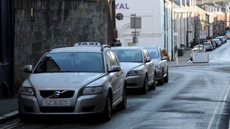 Councillor claims 'dangerous' Dumfries town centre parking is 'accident waiting to happen'