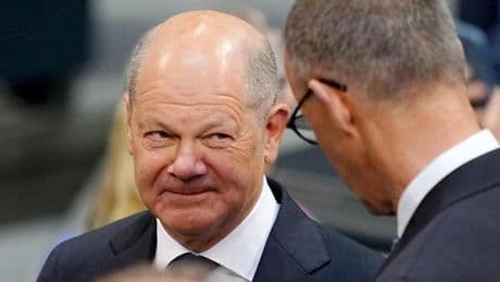 Kanzler Scholz zeigt eindeutige Reaktion auf Merz‘ Nichtwahl