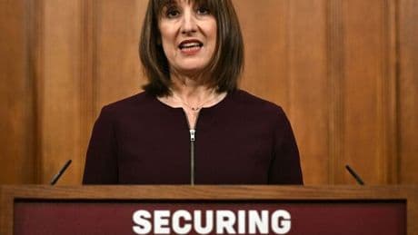 Rachel Reeves meltdown as her popularity crashes to record low in damning new poll
