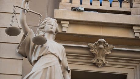 Enlèvement en France d’un opposant algérien : quatre nouveaux suspects mis en examen et écroués