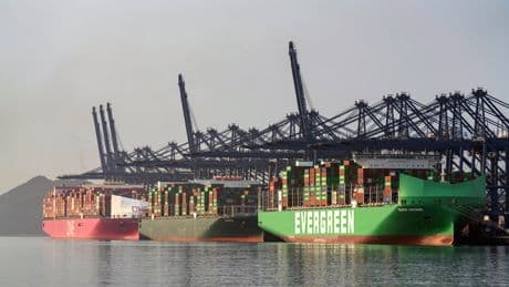 La producción industrial china se modera hasta el 5,7% en julio