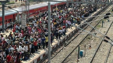 Nuclear-armed India and Pakistan ‘on the brink of an all-out war’ after strikes