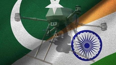 Hindistan'dan 'Türk İHA'sı' iddiası: 'Pakistan 300-400 tanesi ile 36 noktaya sızdı'