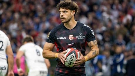 Top 14 : Romain Ntamack victime d'une commotion au Vélodrome face à Toulon