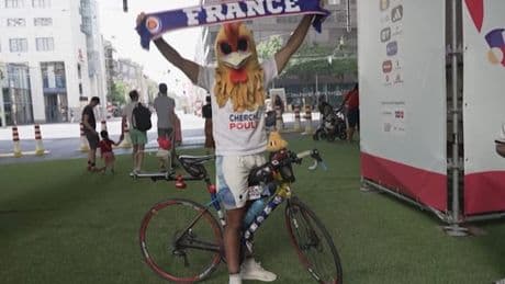 Besonderer Frankreich-Fan – „Maskottchen“ legt über 2000 km auf dem Fahrrad zurück