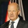 Keine „abschätzige Äußerung“ zu Chialos Hautfarbe: Staatsanwaltschaft wertet Scholz’ „Hofnarr“-Ausraster lediglich als Kritik an der CDU