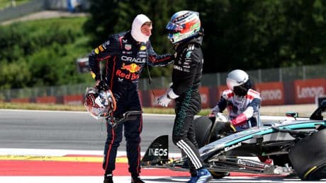 Formule 1 : Max Verstappen harponné au départ par un Kimi Antonelli en mode  kamikaze