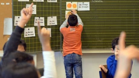 Kritik an Prien: Brauchen wir eine Migrantenquote an Schulen?