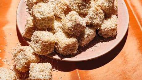 Kokosküchlein mit Pfirsich