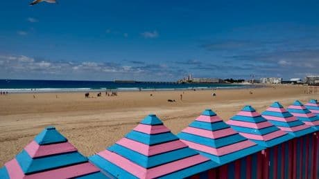 European seaside town takes aim at tourists with sassy poster and begs for ‘decorum’