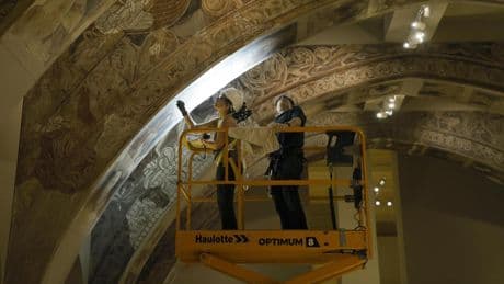 Los murales de Sijena, de la batalla judicial a la técnica: Cataluña insiste en el riesgo, Aragón lo minimiza