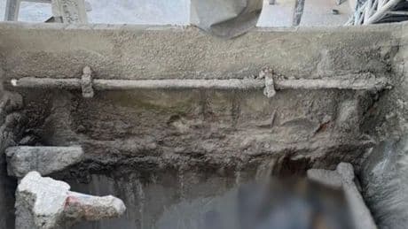 Beton mikserine düşüp can verdi!