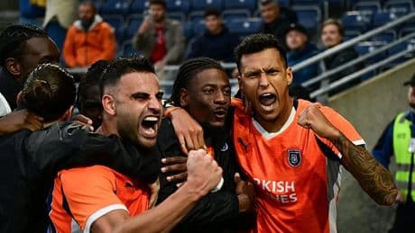 Başakşehir, play-off için sahaya çıkıyor