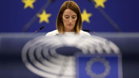 Metsola recibe a los jueces y fiscales que fueron a la huelga contra la 'reforma Bolaños' y el PSOE europeo les da esquinazo