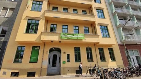 „Das ist ein Fuck-up-Scheiß-Tag“ – Personal-Abbau sorgt in Grünen-Zentrale offenbar für Entsetzen