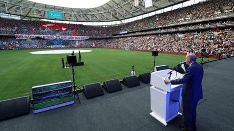 Beşiktaş taraftarından TÜGVA tepkisi!