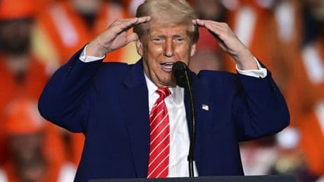 Trump dice en un mitin que duplicará hasta el 50% los aranceles del acero