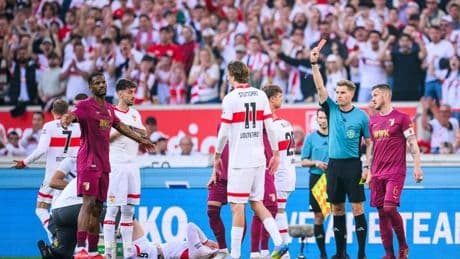 Fußball-Bundesliga: Tränen und Tore: Stiller-Aus bei VfB-Sieg gegen Augsburg