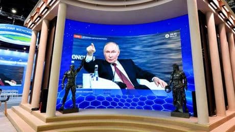 Derrière les assurances de Poutine, les interrogations sur l’économie russe, qui ralentit