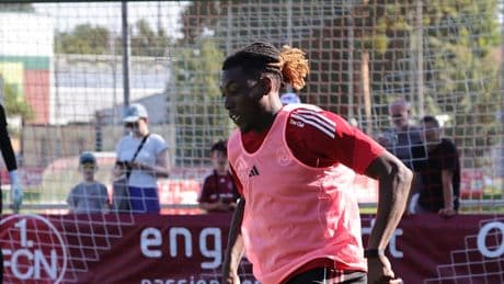 Probespieler beim FCN - Tibidi spielt vor