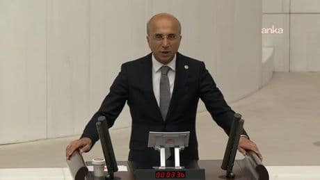 TBMM'de tansiyon yükseldi... CHP'li Aşkın Genç’ten 'vakıflara vergi muafiyeti' tepkisi: 'KDV muafiyeti gerekiyorsa önce halkın mutfak alışverişine getirilsin!'