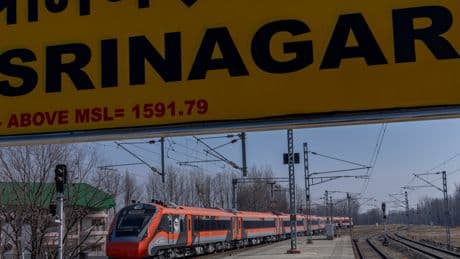 An Engineering Marvel, Decades in the Making: A Rail Line to Kashmir
