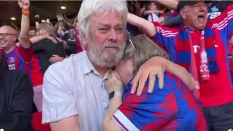 Así se desborda la emoción tras una vida esperando ganar un título