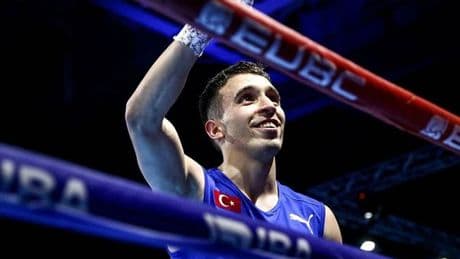 Dünya Boks Şampiyonası'nda Samet Gümüş çeyrek finalde