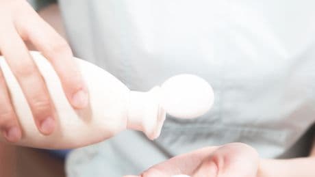 Güneş kremleri için 'hormon bozucu etki' uyarısı!