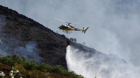 Des forêts brûlent au Portugal et en Espagne, en alerte maximale pour contenir des incendies qui s’étendent
