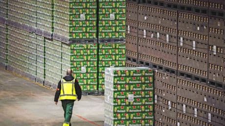 Heineken an Supermarkt: Kauf’ mir mehr Bier ab!