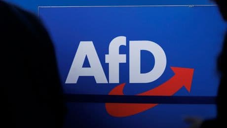 Rechtsextremismus: Verfassungsschutz stuft AfD als gesichert rechtsextremistisch ein