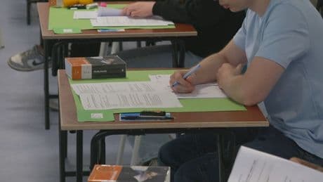 De eindexamens gaan weer van start, maar hoe moet je focussen?