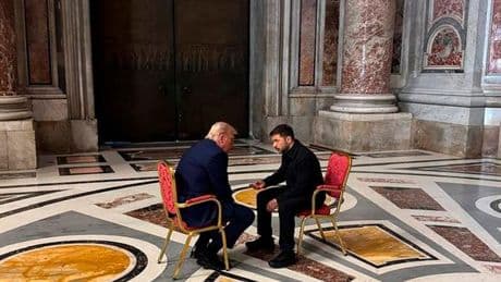 En direct, guerre en Ukraine : Volodymyr Zelensky rencontre Donald Trump à Rome ; Moscou revendique la reprise de toute la région russe de Koursk