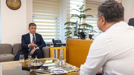 '5 bin mağdurun evini teslim edeceğim'