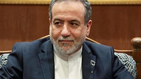 Nucléaire iranien : les Européens menacent de réactiver des sanctions, Téhéran riposte
