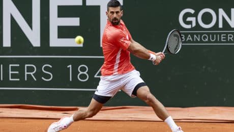 Djokovic gana al fin un partido sobre arcilla a las puertas de Roland Garros