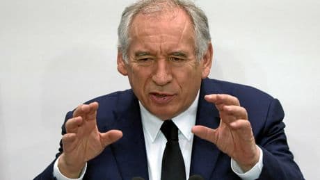 FOG : « Quand François Bayrou se prend pour de Gaulle »