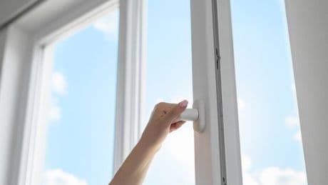UK households told to keep their windows closed this weekend