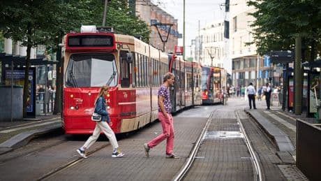 OV-chauffeurs toeteren massaal: ’Wake-up call’ tegen bezuinigingen van 335 miljoen