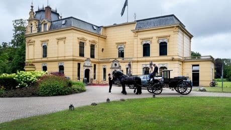 Museum Nienoord laat zien: voor een koets had je niet eens wielen nodig