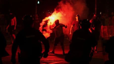 Mega-Proteste, Gewalt, Lagerbildung - Serbien versinkt im Chaos