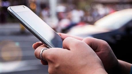 Scammers now impersonating senior government officials and CEOs to swindle Canadians