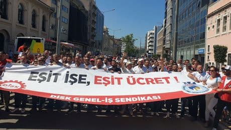 İzmir'de grevin 5'inci günü