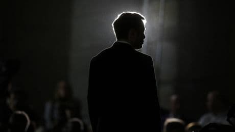 Musk se cobra sus favores a Trump antes de irse. Qué hay detrás de su negocio más ruinoso