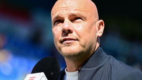 Trainer Johnny Jansen verkast van PEC Zwolle naar Bali United