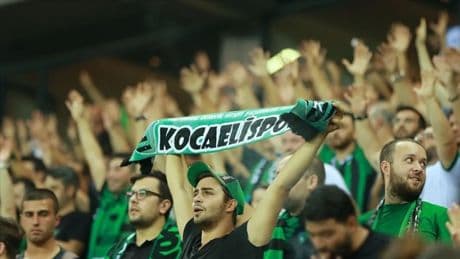 Kocaelispor'u 16 sezon sonra Süper Lig heyecanı sardı!