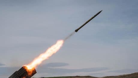 Yemen'den atılan füze İsrail'i korkuttu! Tel Aviv'deki havalimanı kapatıldı
